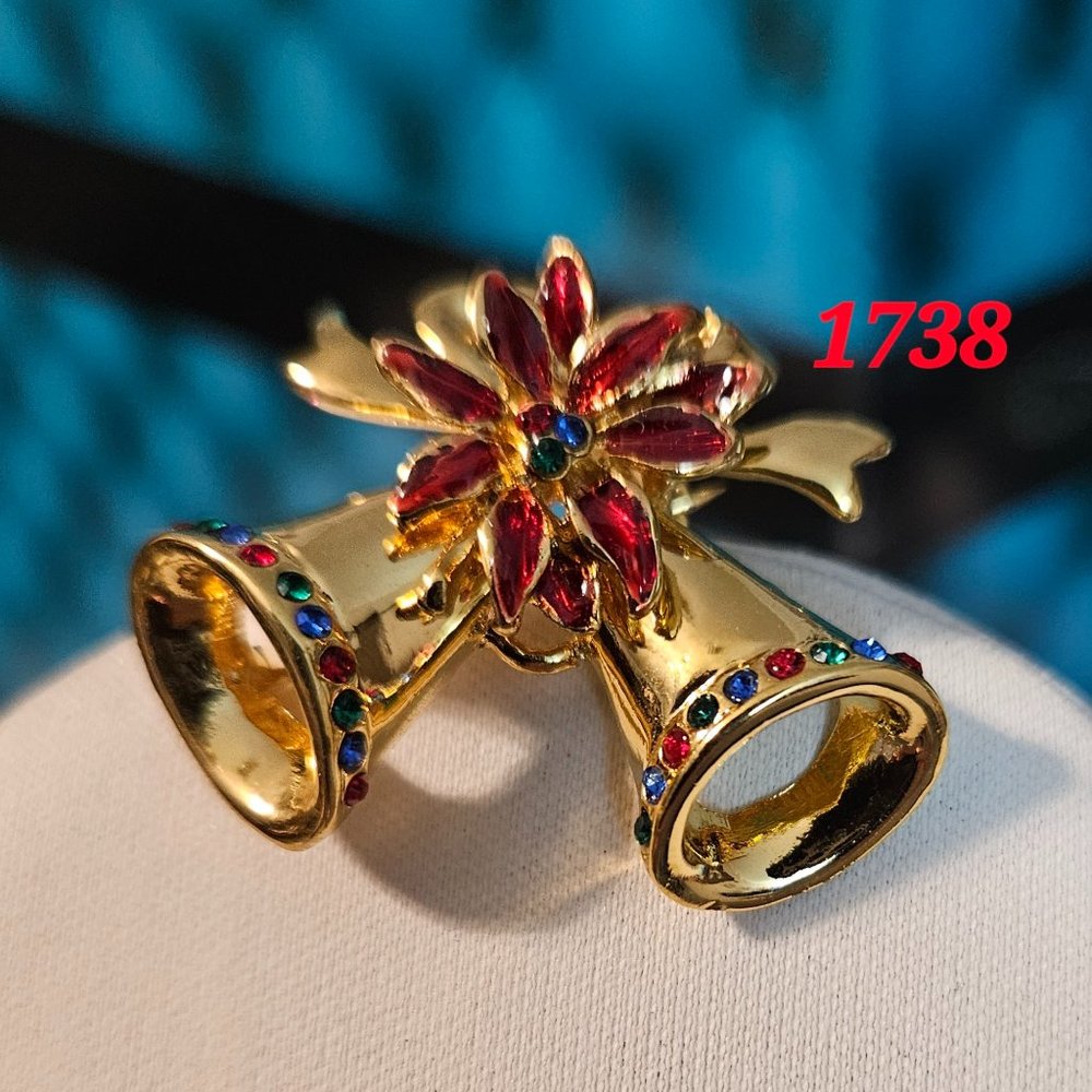 Premier Designs Holiday Bells Pin